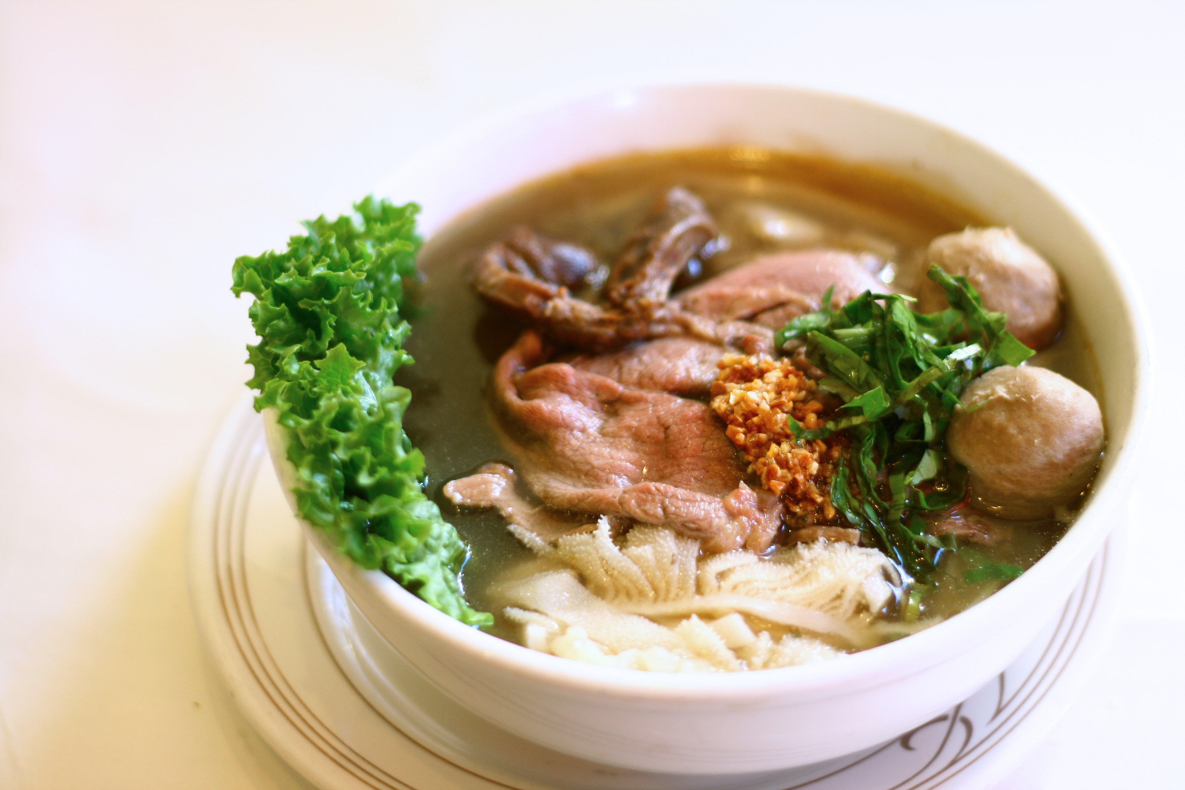 215-9-foursomebeef-noodle-1588544751526.jpg