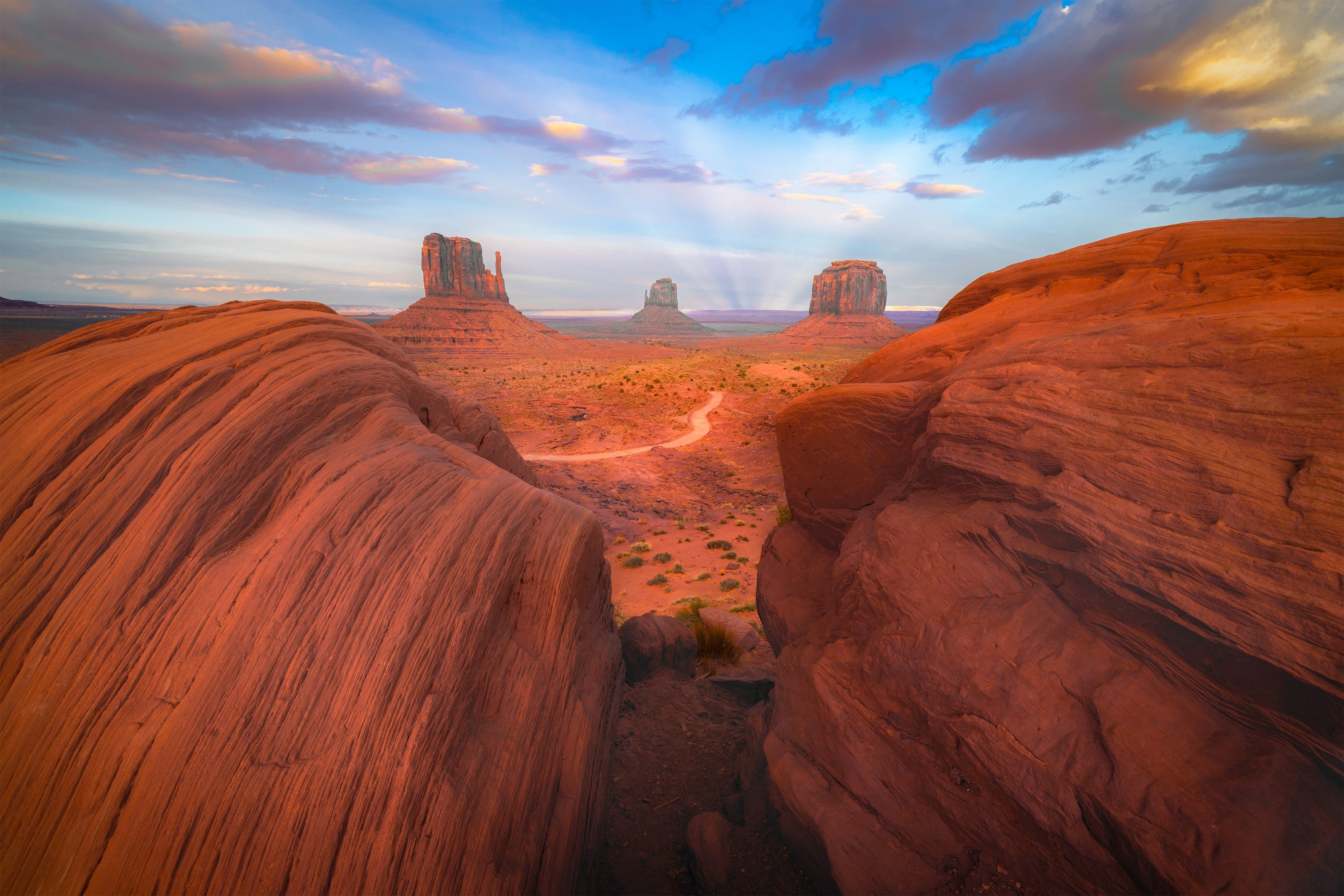 1673-capstonemonumentvalley-17459660723388.jpg