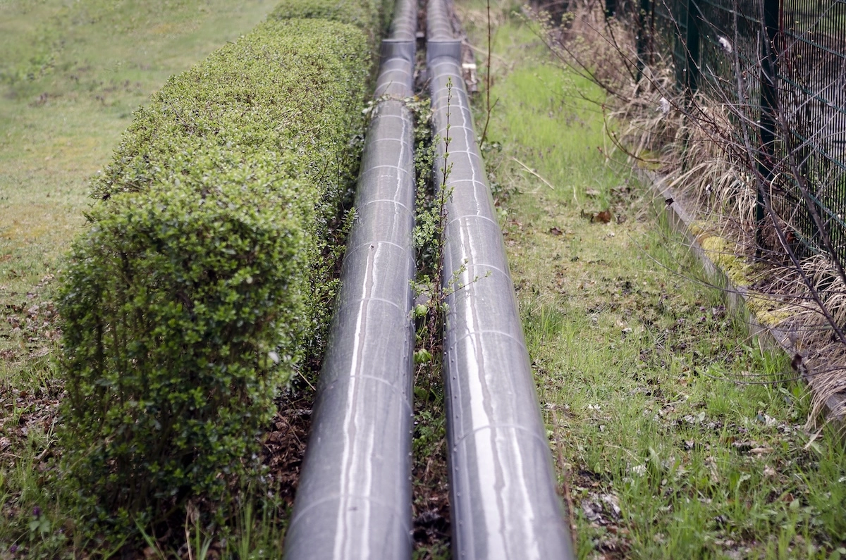  An image from the photographic series Pipe Dreams by Piero Serra