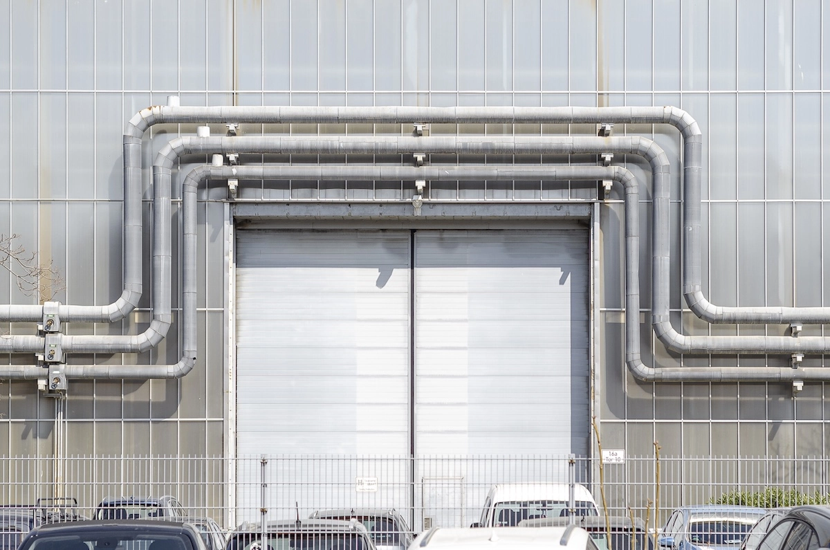  An image from the photographic series Pipe Dreams by Piero Serra