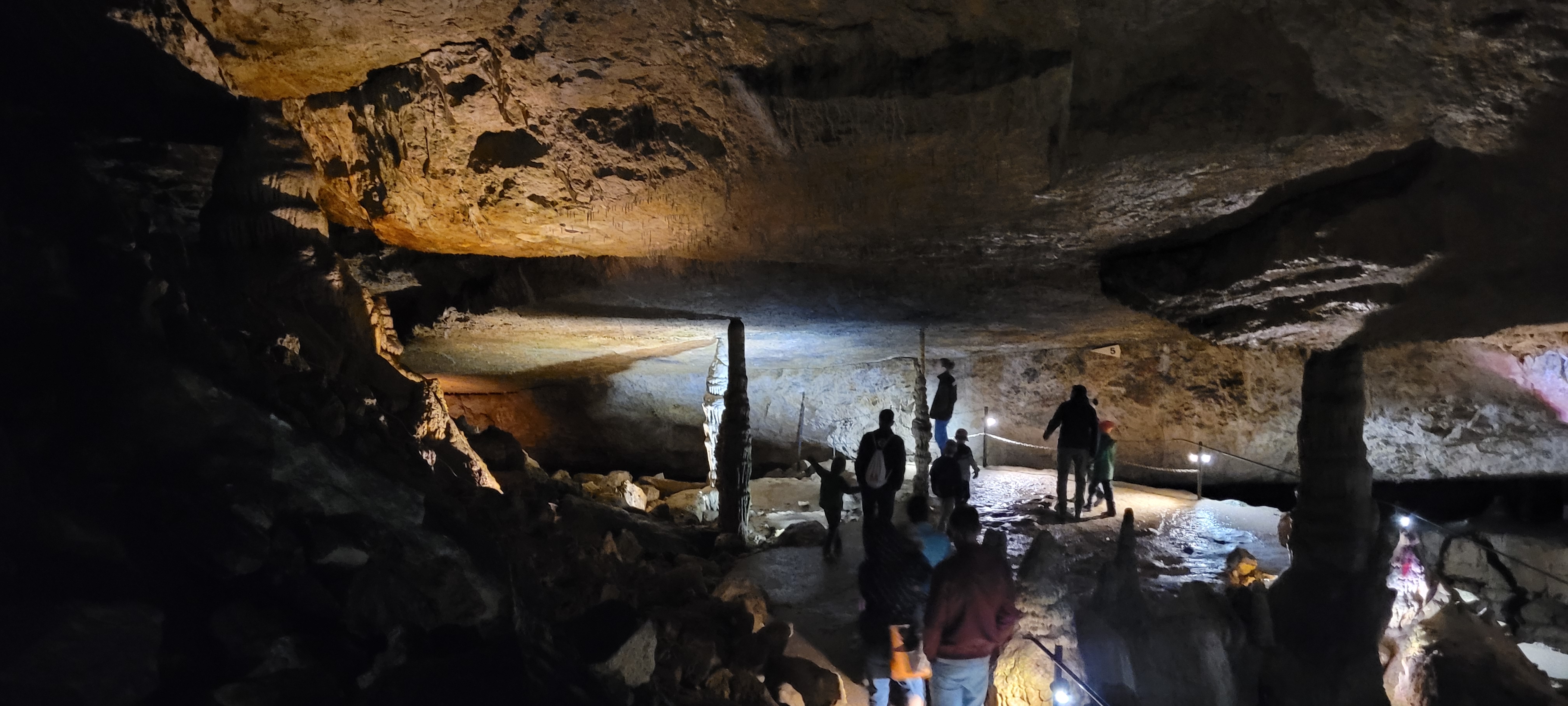 84-20231013grotte-16973640962529.jpg