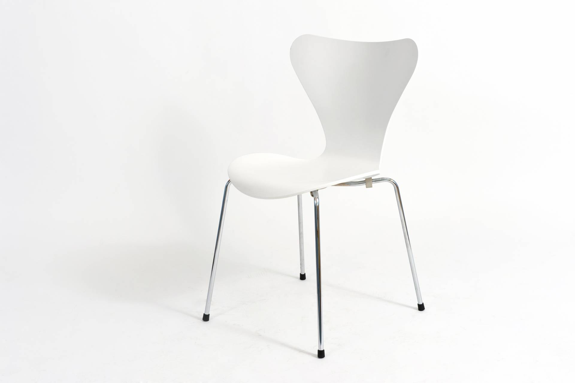 Bianca Chair No. 228 376-shutterstock72409009-0.jpg