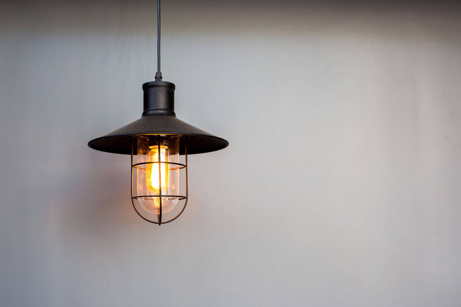 Bulb Cage No. 668 378-shutterstock389491858-0.jpg