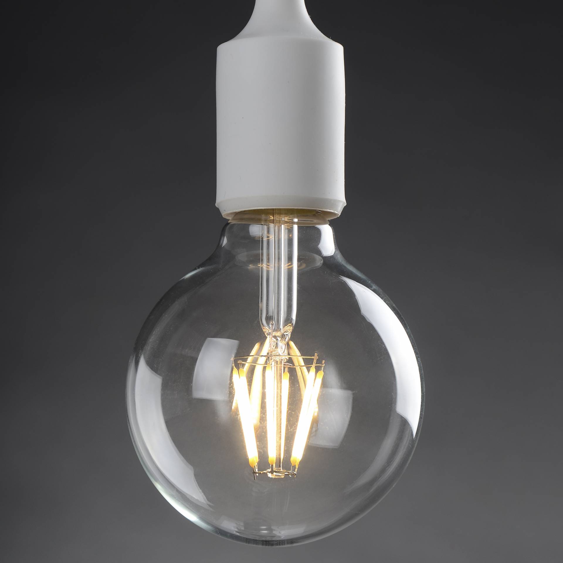 Single Bulb No. 665 378-shutterstock525146317-0.jpg