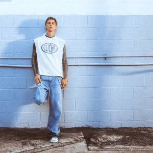 443-machine-gun-kelly-cliche-17512263379798.jpg