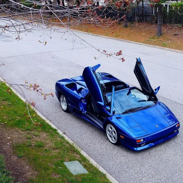 1998 Lamborghini Diablo VT Roadster