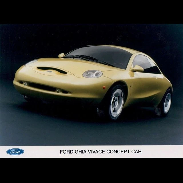 1996 Ford Vivace