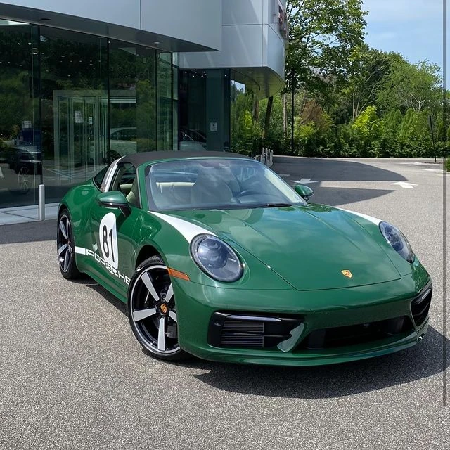 2021 Porsche 911 Targa 4S Heritage Design Edition