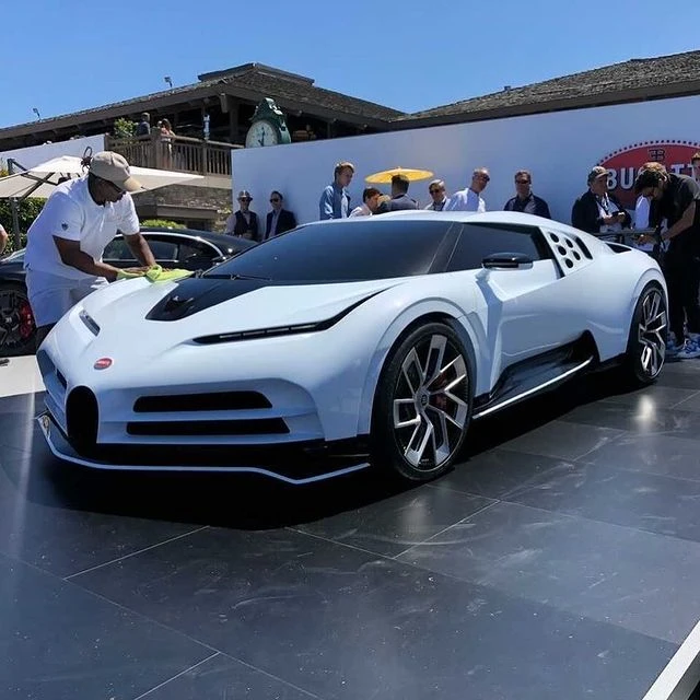 2020 Bugatti Centodieci Concept