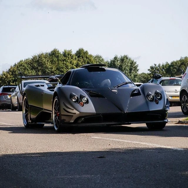 2004 Pagani Zonda Oliver Evolution