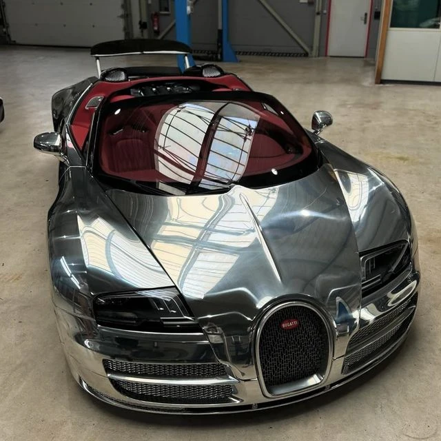 2015 Bugatti Veyron 16.4 Grand Sport Vitesse ‘KAQ’