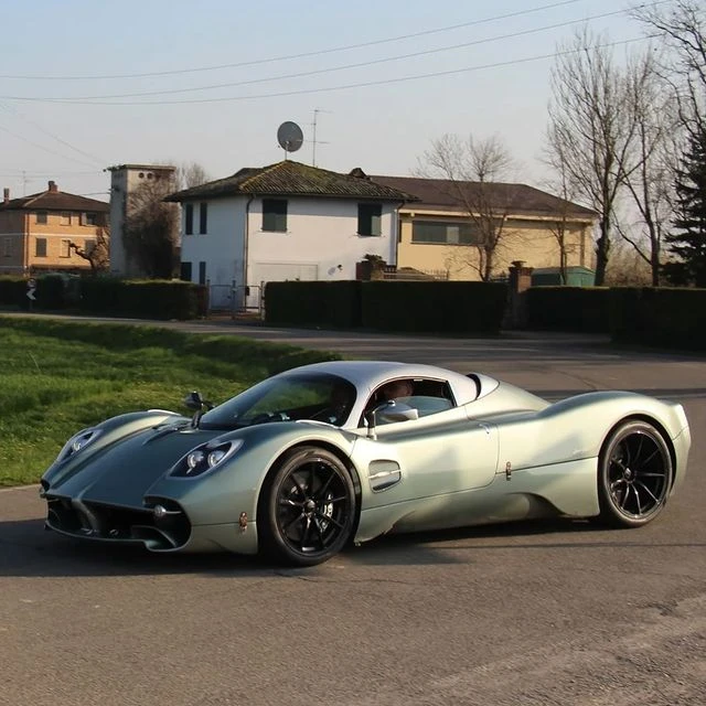 2024 Pagani Utopia Roadster