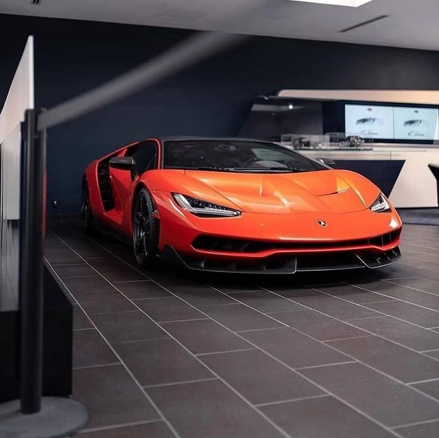 2017 Lamborghini Centenario