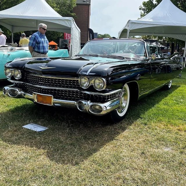 1959 Cadillac Eldorado 2-door convertible Biarritz