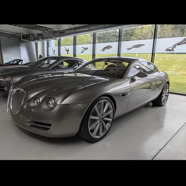 2001 Jaguar R-Coupè