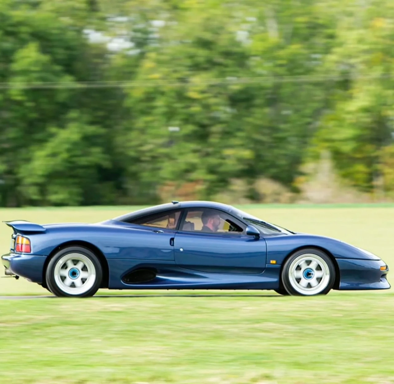 1991 JaguarSport XJR-15