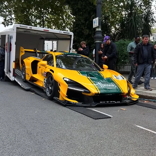 2020 McLaren Senna GTR LM
