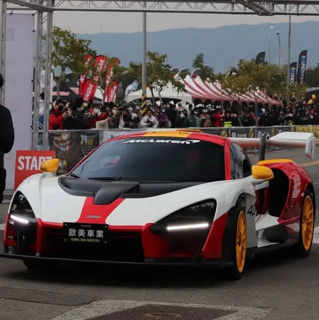 2019 McLaren Senna LM
