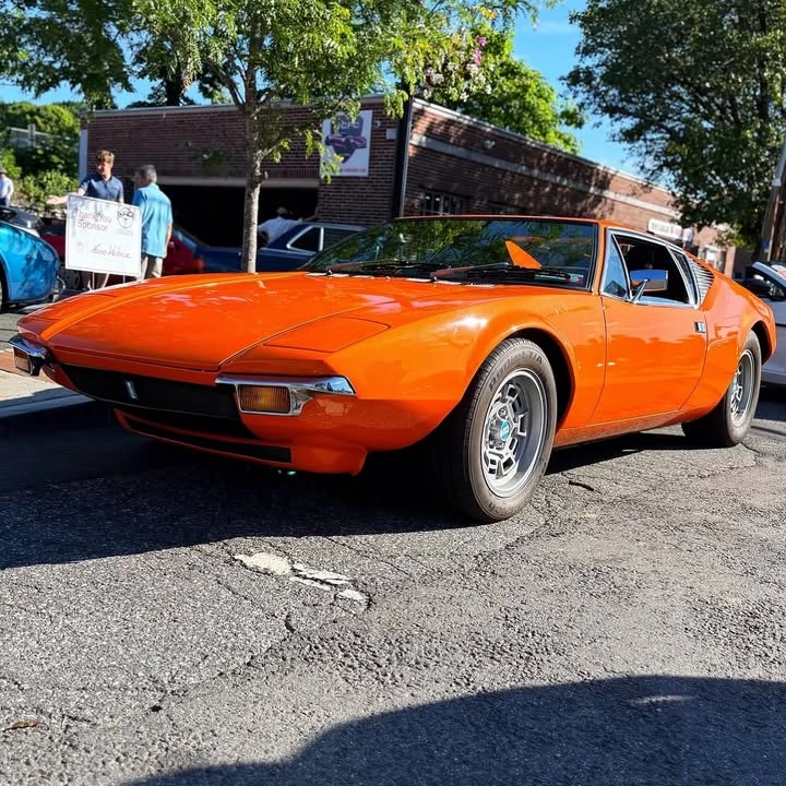 1971 DeTomaso Pantera