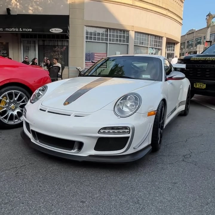 2011 Porsche 911 GT3 RS 4.0