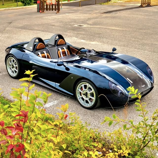 2025 Automobili Mignatta Rina