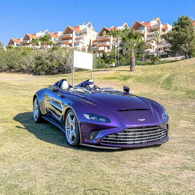2021 Aston Martin V12 Speedster