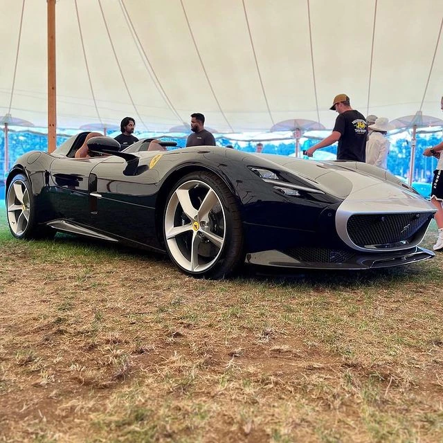 2021 Ferrari Monza SP2