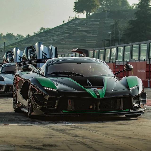 2016 Ferrari FXX-K EVO