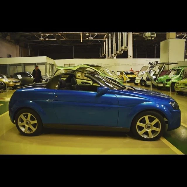 2000 Lada Roadster