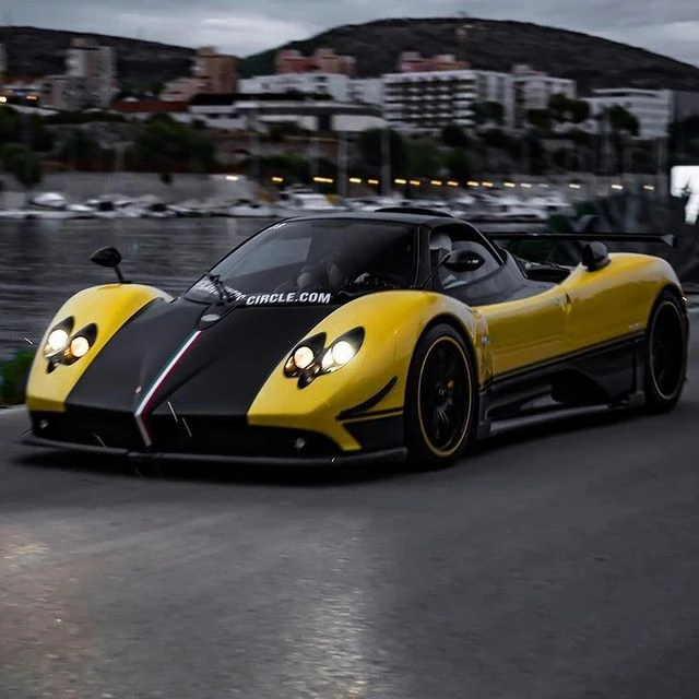 2009 Pagani Zonda Cinque Roadster