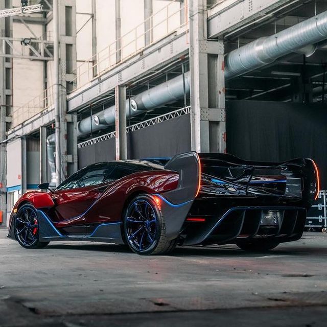 2020 McLaren Sabre