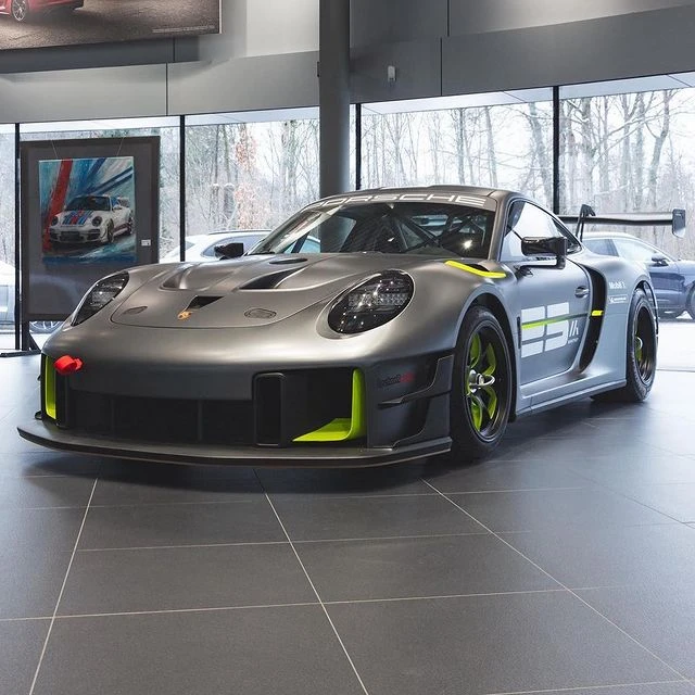 2021 Porsche 911 GT2 RS Clubsport 25