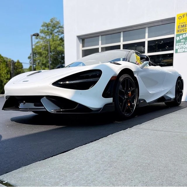 2022 McLaren 765LT Spider