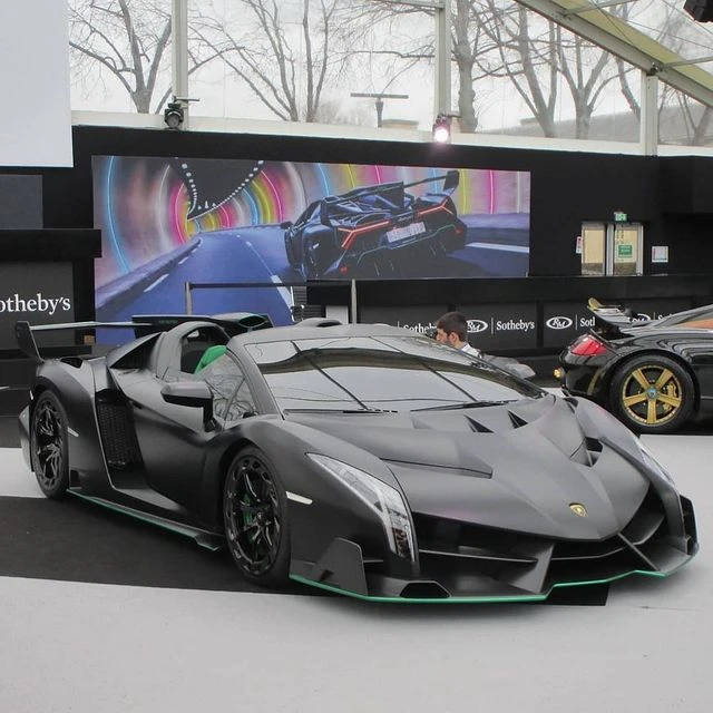 2015 Lamborghini Veneno Roadster