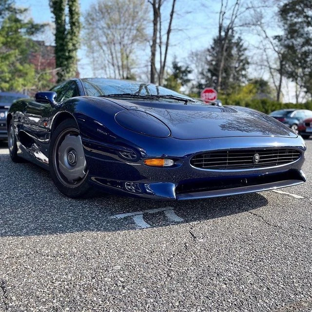 1994 Jaguar XJ220