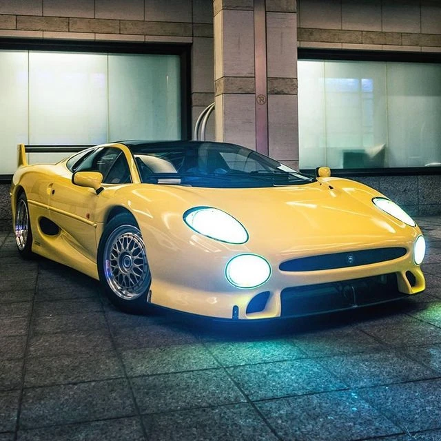 1993 Jaguar XJ220 ‘S’ conversion
