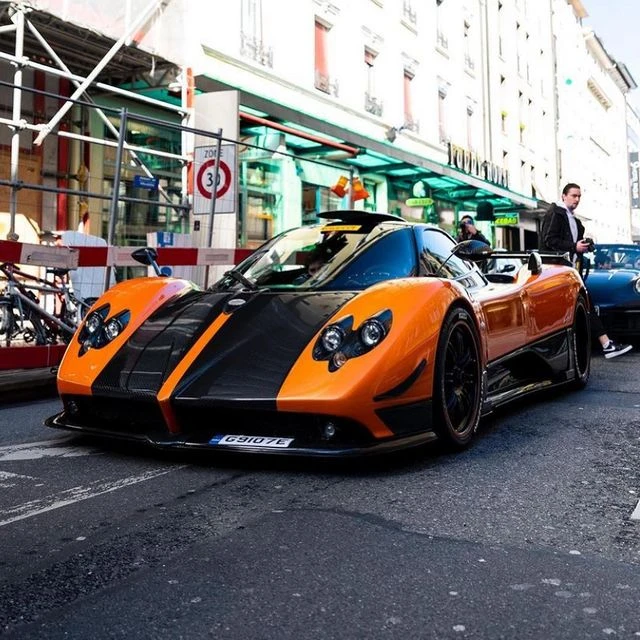 2009 Pagani Zonda Cinque Coupè