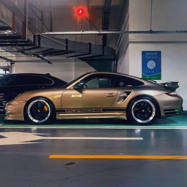 2011 Porsche 911 Turbo S China 10th Anniversary Edition