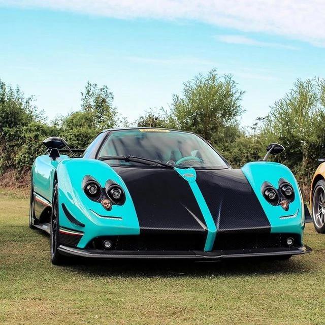 2010 Pagani Zonda F ‘Uno’