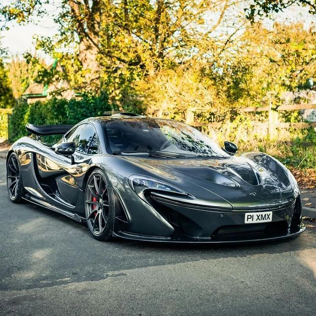 2014 McLaren P1