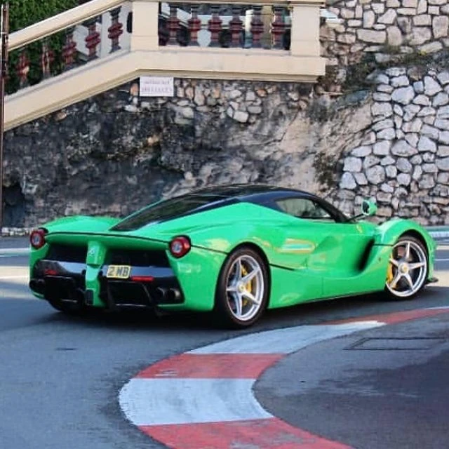 2014 Ferrari LaFerrari Coupè