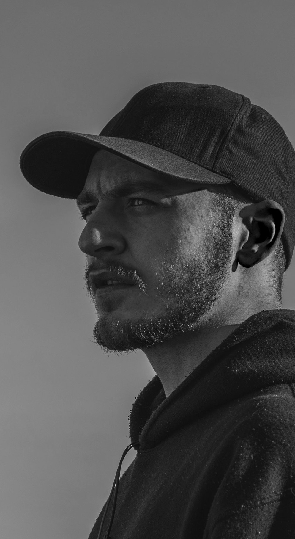 12025599318121578-bw1.jpg