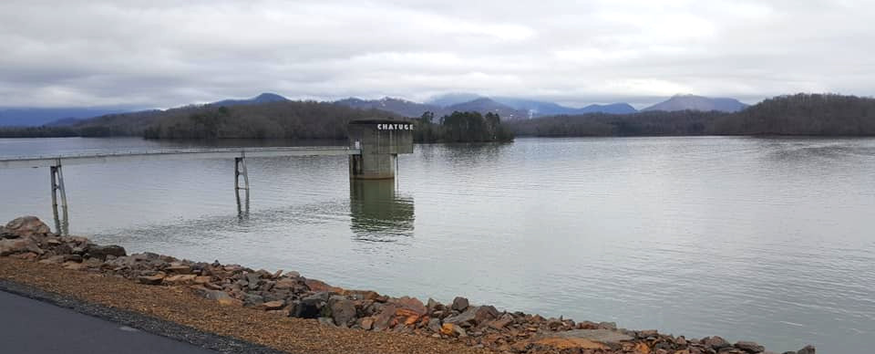 77-lake-chatuge-dam-2019-crop-16109836218336.jpg