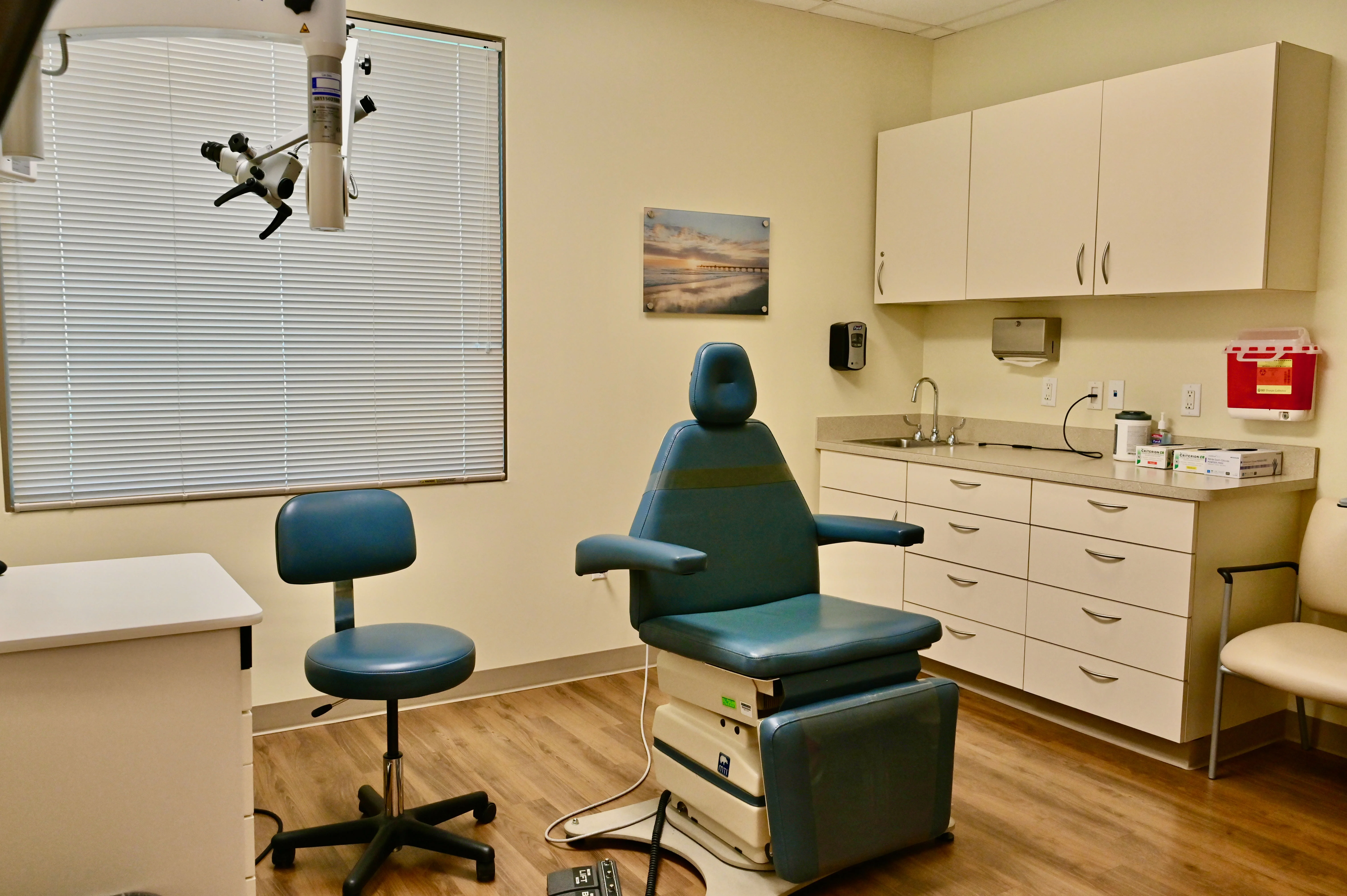 685-exam-room-2-16933530587566.jpeg