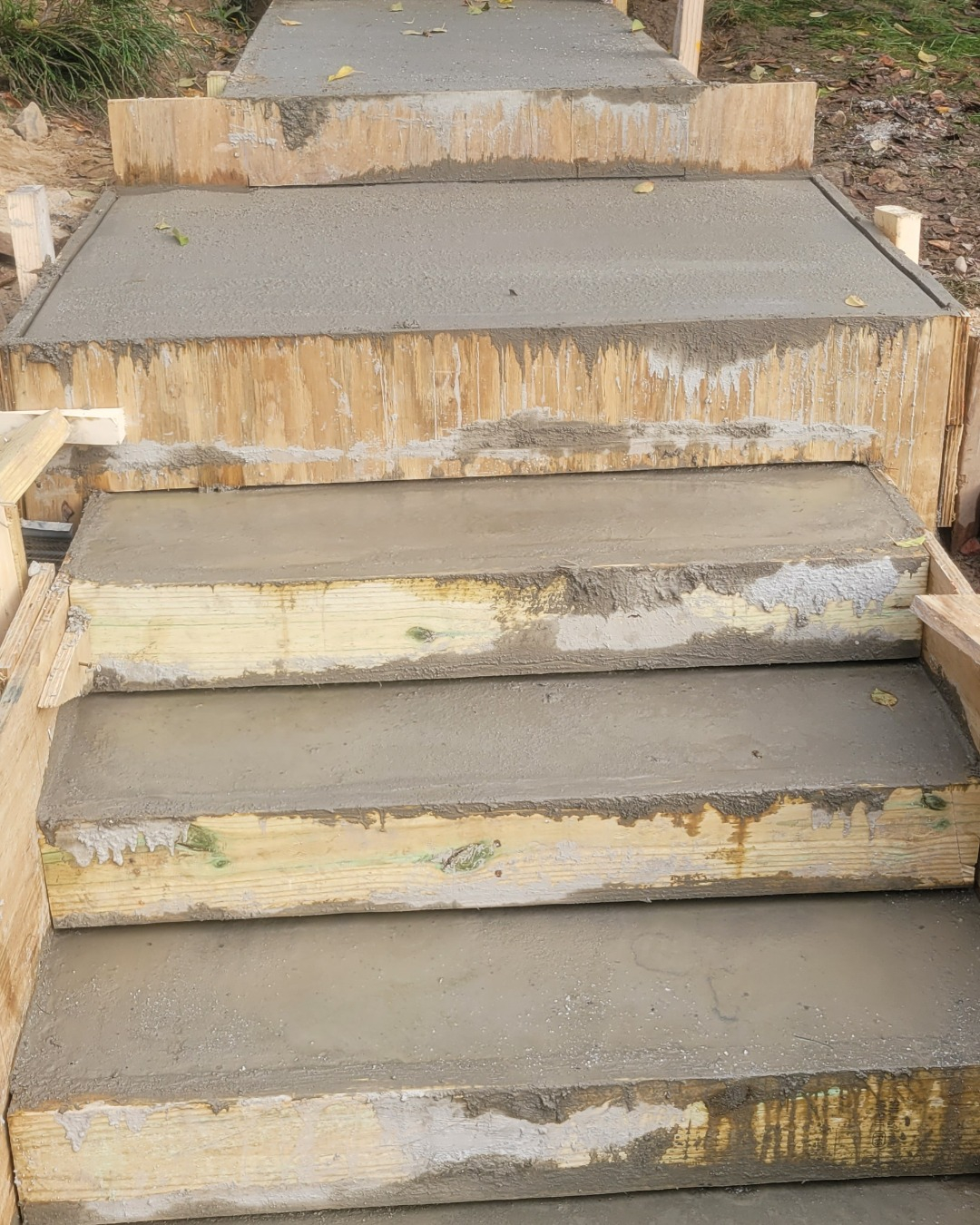 308-concrete-stairs.jpg