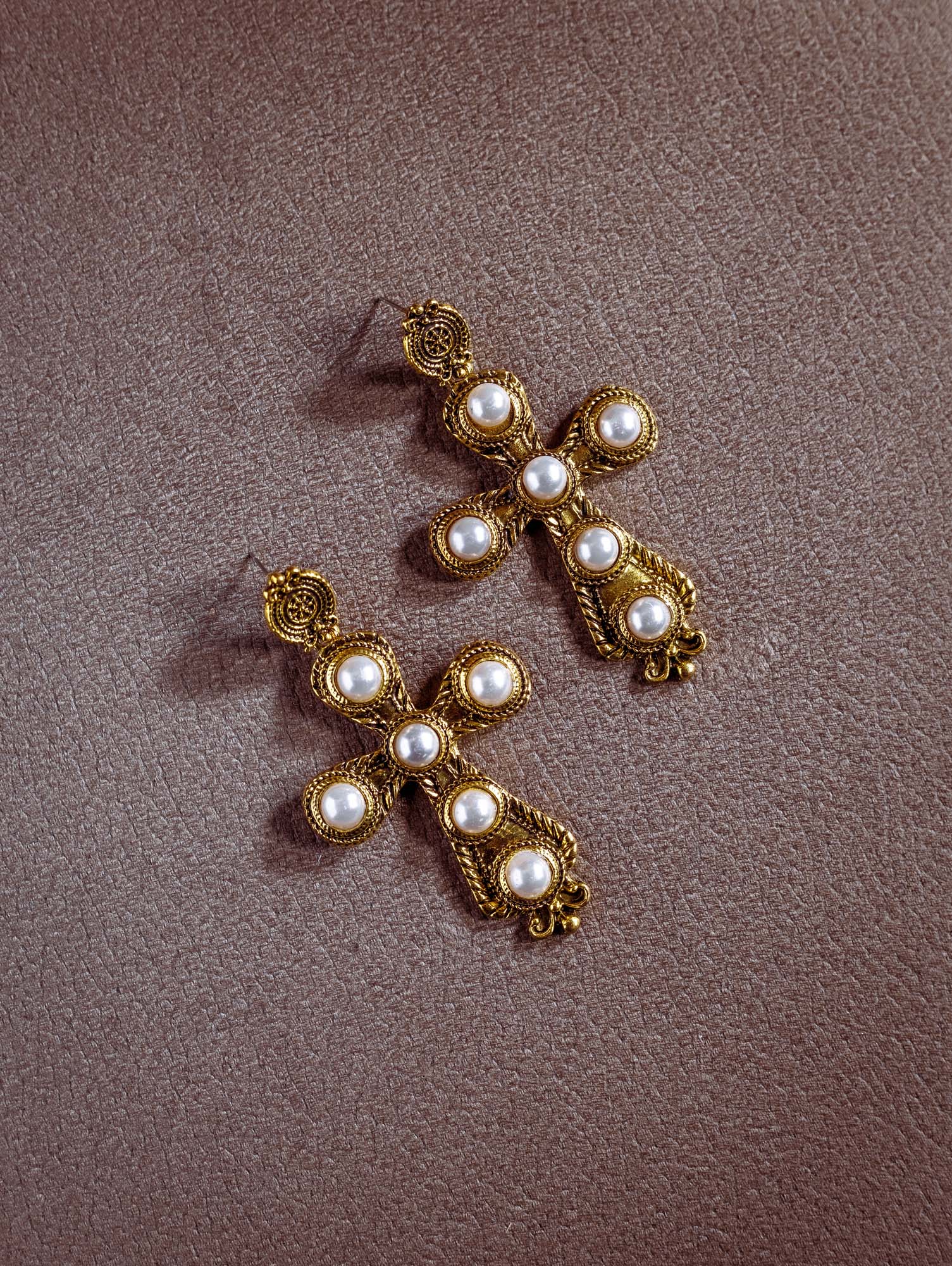 330-eosr9445.jpg