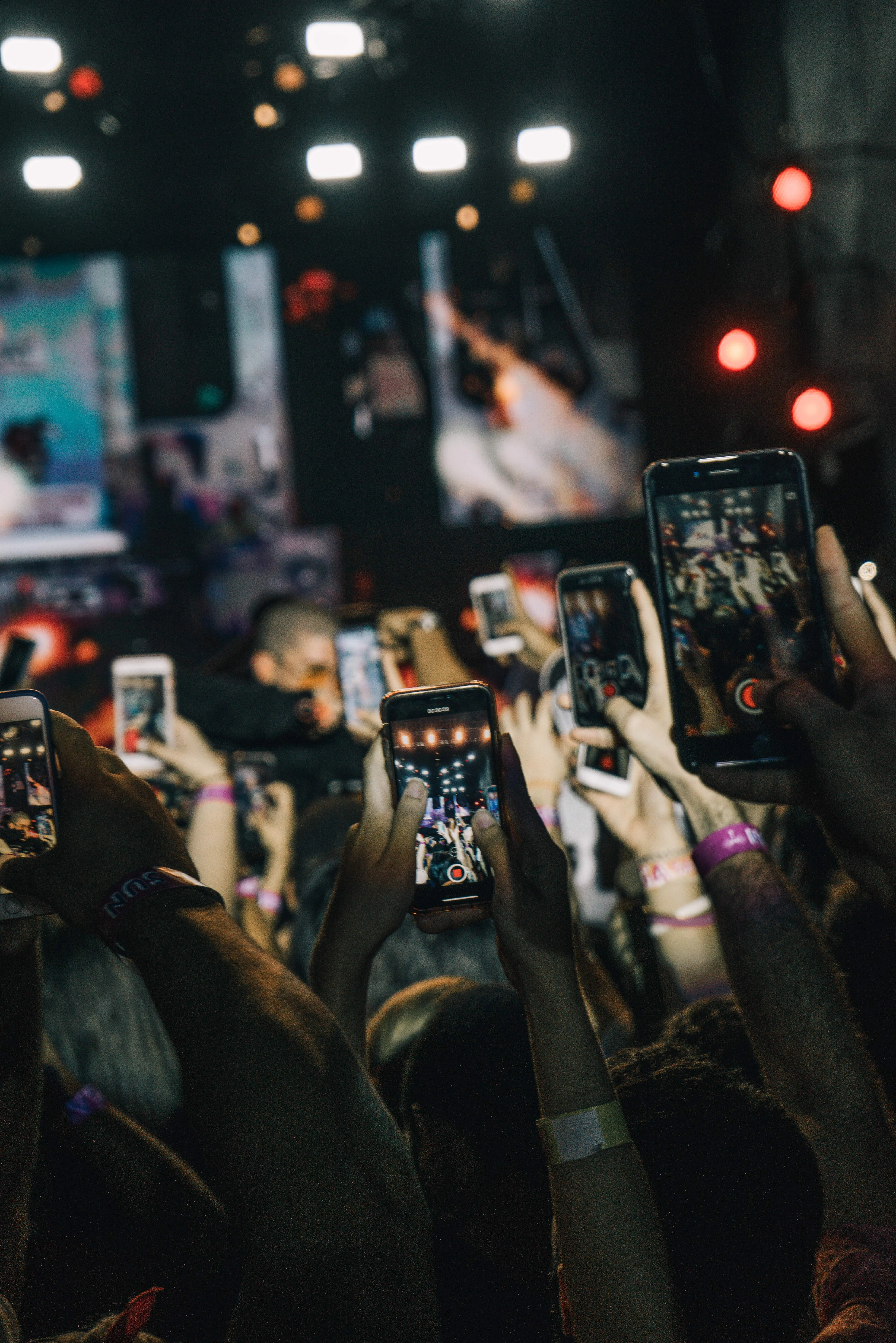 ARTISTS: How Social Media Can Help You Grow as an Independent Music Artist
