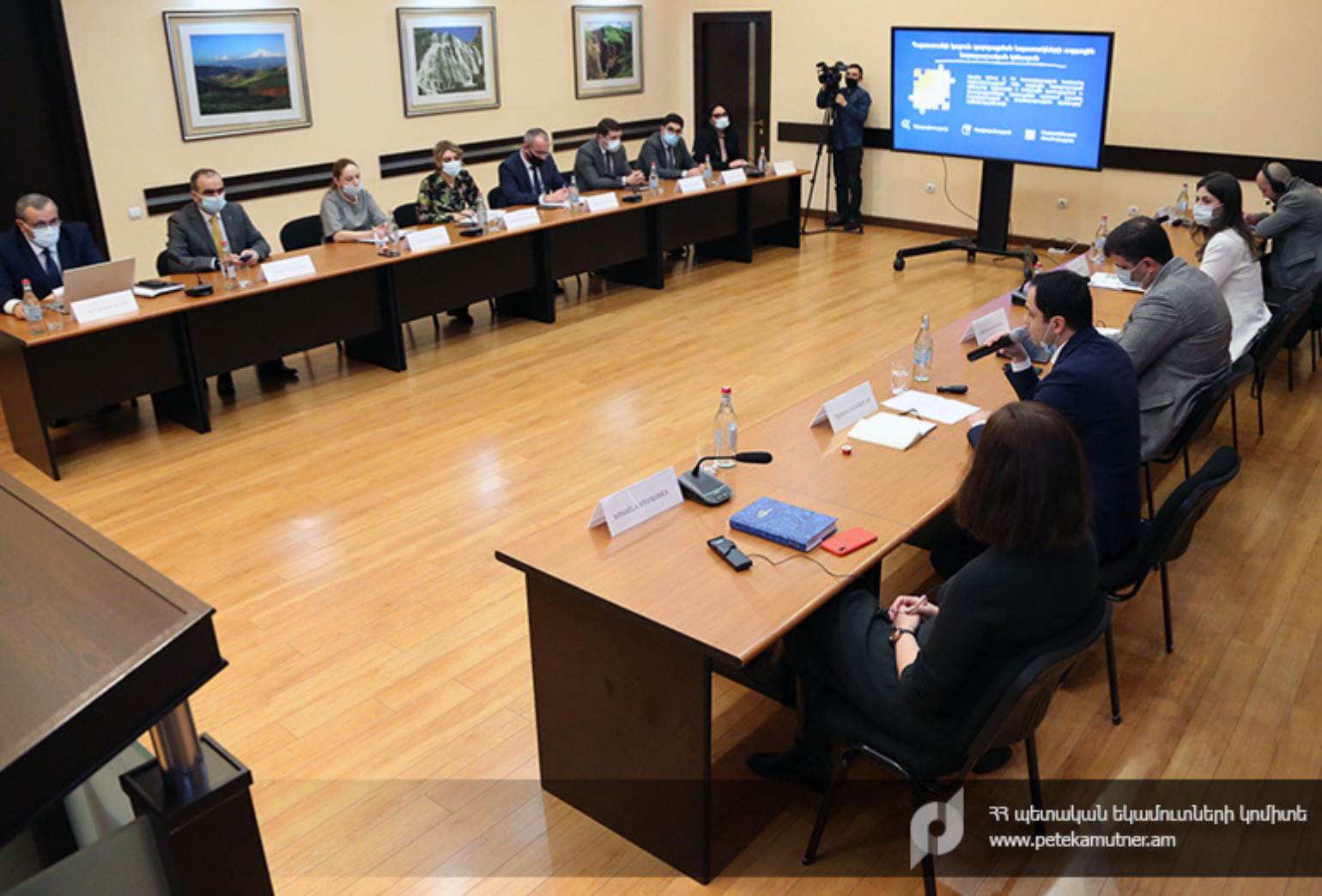 Armenia SDG Innovation Lab presented the results of its behavioral experiment to the State Revenue Committee