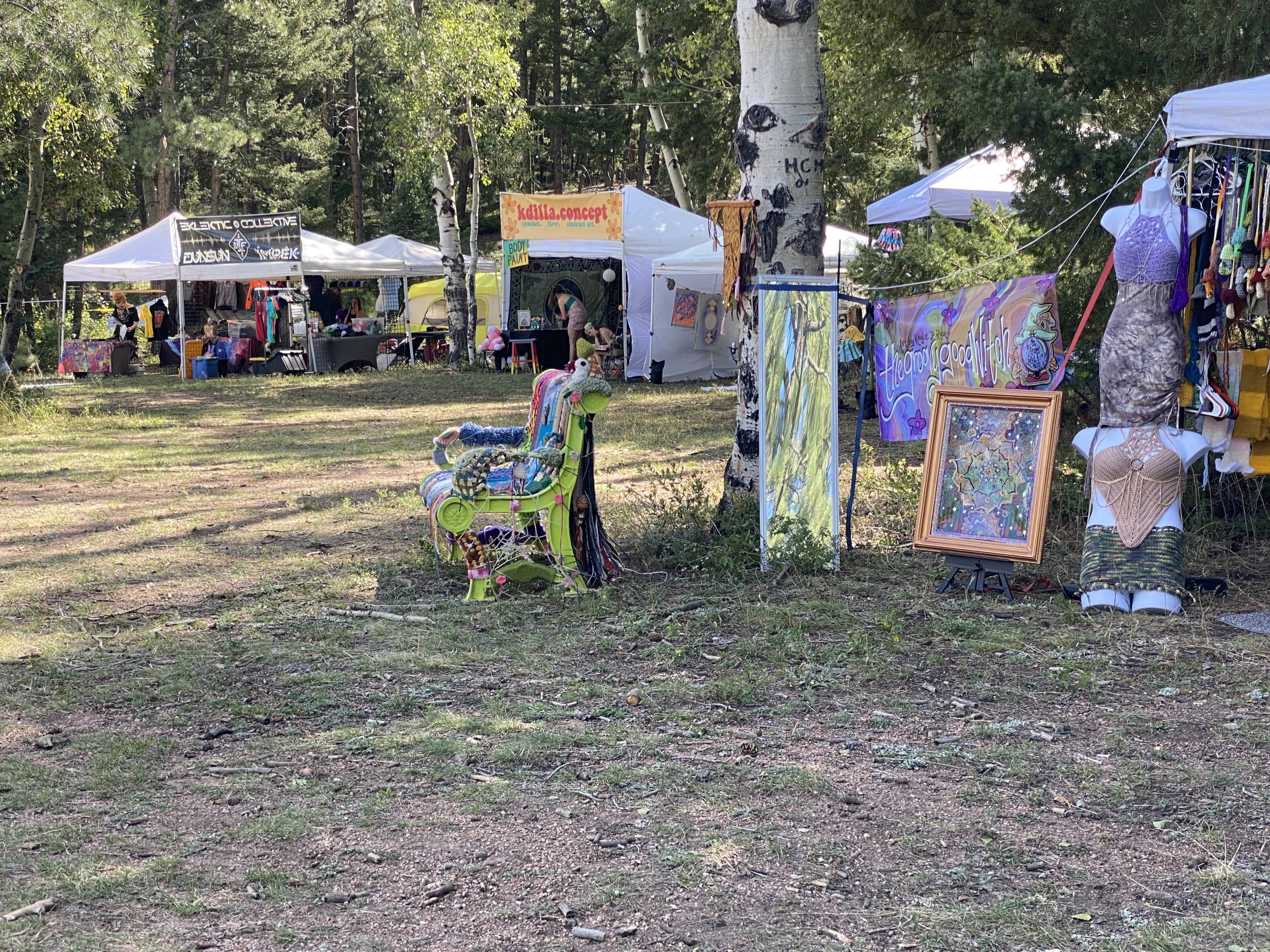 r220-vendors-16949312585373.jpg