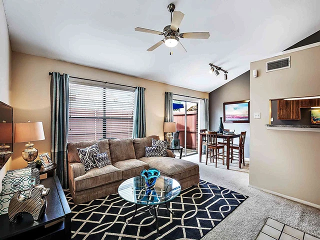 Carrollton 2BR from $1,509 — Second Chance Leasing (Washer/Dryer, Fireplace, Pet-Friendly)